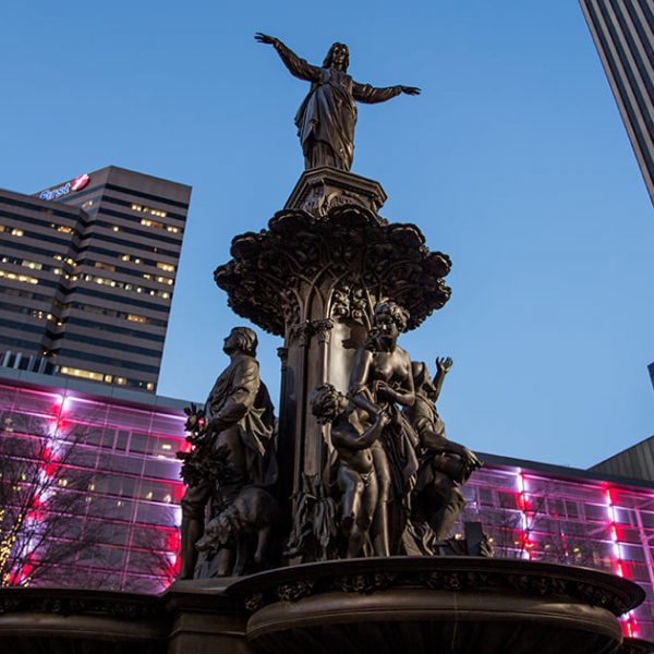 Downtown Cincinnati sculpture at night